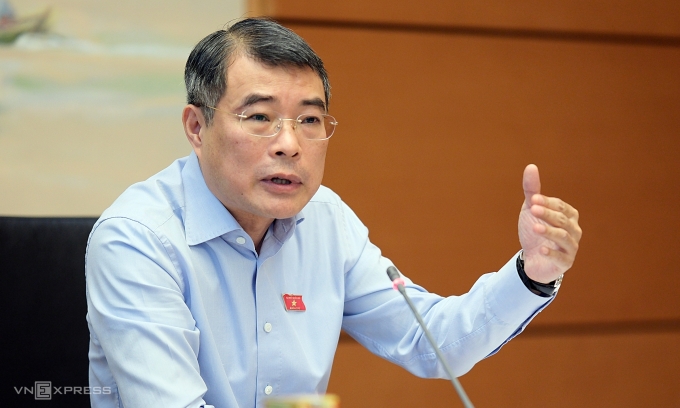 Thủ tướng Lê Minh Hưng phát biểu tại phiên thảo luận tổ ở Quốc hội sáng 10/4. Ảnh: Anh Tú