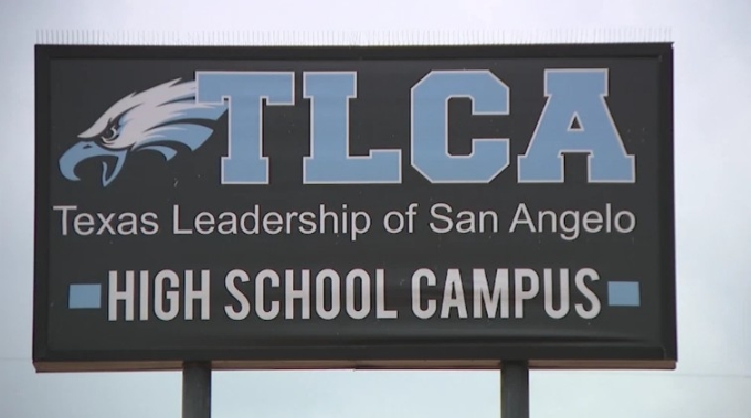 Một nhóm huấn luyện viên tại TLCA bị cáo buộc ép 80 học sinh thực hiện hơn 400 cái chống đẩy, khiến 20 em trong số đó gặp phải những chấn thương có nguy cơ đe dọa đến tính mạng. Ảnh: KTXS/Tavish Leffall