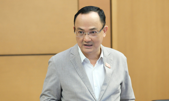 1dbbab2fcdd-b530e-a661e4ed4209-9319-3751-1775741730 Đại biểu Nguyễn Ngọc Sơn tại phiên thảo luận chiều 9/4 Ảnh: Anh Tú