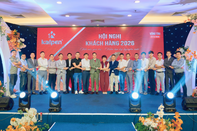 Đại diện nhà phân phối và đại lý tại hội nghị Vũng Tàu. Ảnh: Kalpen