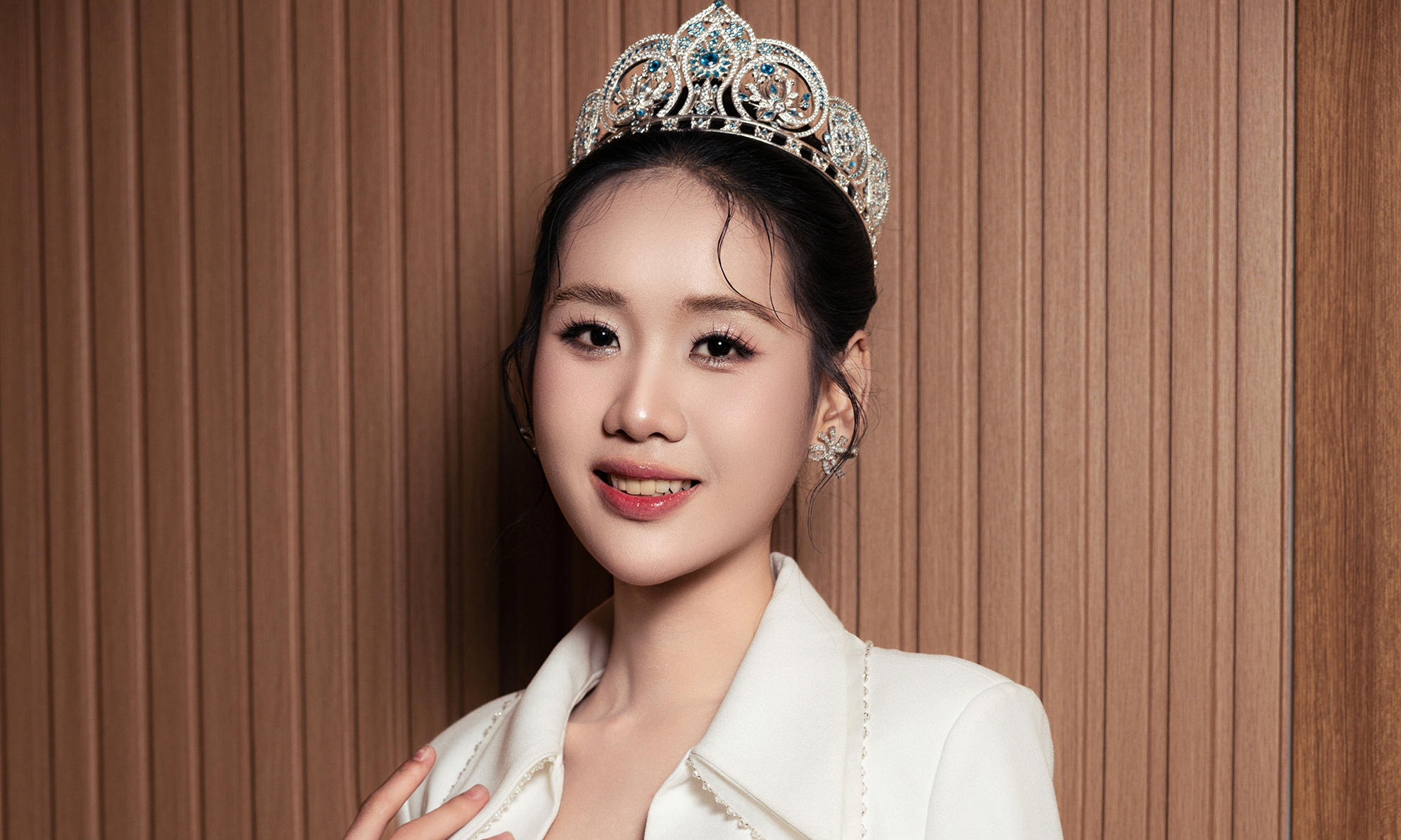 Á hậu Tâm Như: 'Muốn thành công để cha mẹ bớt vất vả'