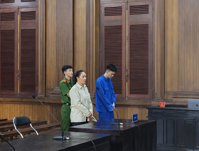 Các bị cáo tại tòa. Ảnh: Bình Nguyên