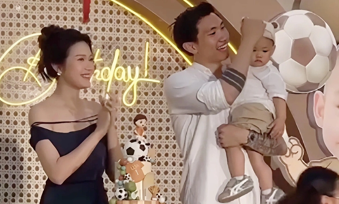 Doãn Hải My, Đoàn Văn Hậu làm tiệc thôi nôi cho con trai