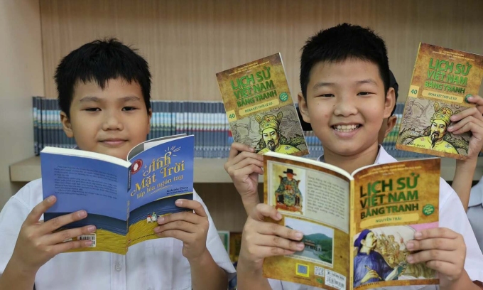 30.000 ấn bản đóng góp cho dự án Tủ sách 25 năm VnExpress