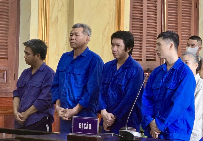 f48dd18367e7e6b9bff6-177614660-3381-5248-1776146692 Nhóm bị cáo bị tạm giam trong vụ án. Ảnh: Hải Duyên