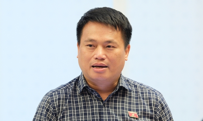 huy-1775793402-5328-1775793445 Ông Đặng Ngọc Huy, Phó chủ nhiệm Ủy ban Công tác Đại biểu của Quốc hội phát biểu tại phiên thảo luận sáng 10/4. Ảnh: Anh Tú