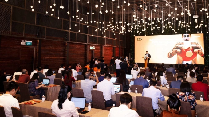 Lễ giới thiệu sản phẩm bảo hiểm liên kết đơn vị FWD Đầu tư đón đầu. Ảnh: FWD