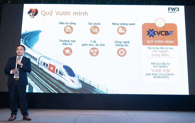 Ông Đậu Tiến Dũng, Phó tổng giám đốc Chiến lược FWD Việt Nam. Ảnh: FWD