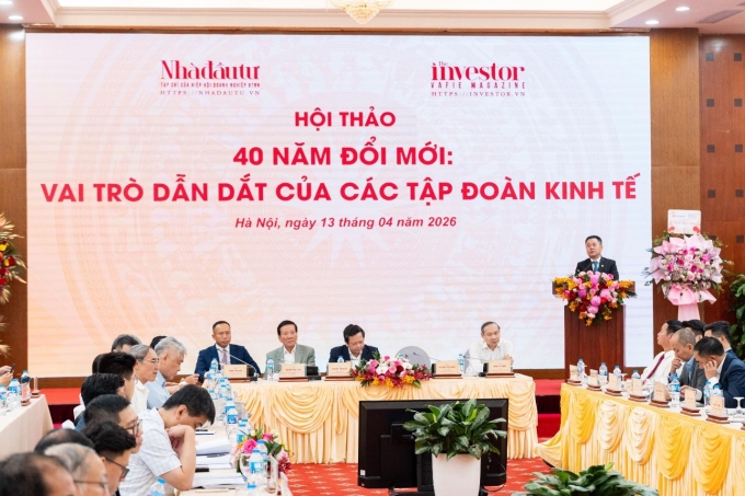 Đại diện lãnh đạo các bộ, ban, ngành Trung ương, hiệp hội, các chuyên gia kinh tế - tài chính - pháp luật, lãnh đạo các ngân hàng thương mại, tập đoàn kinh tế, doanh nghiệp trong nước góp mặt tại hội thảo. Ảnh: A Huy