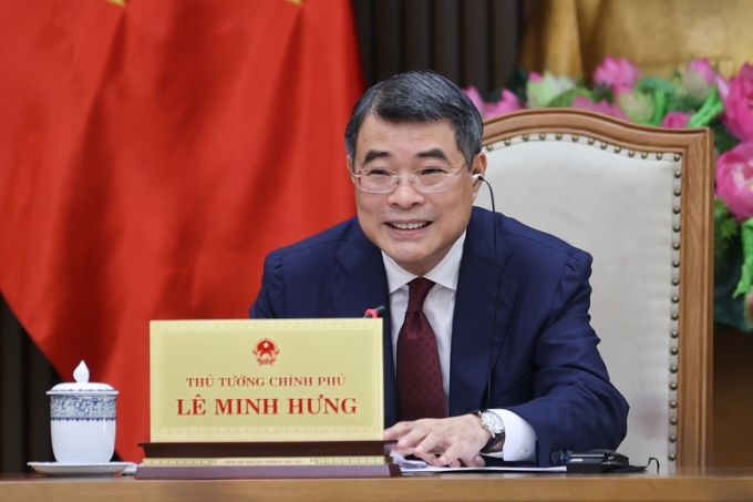 Thủ tướng Lê Minh Hưng điện đàm với Thủ tướng Singapore Lawrence Wong, ngày 16/4. Ảnh: VGP