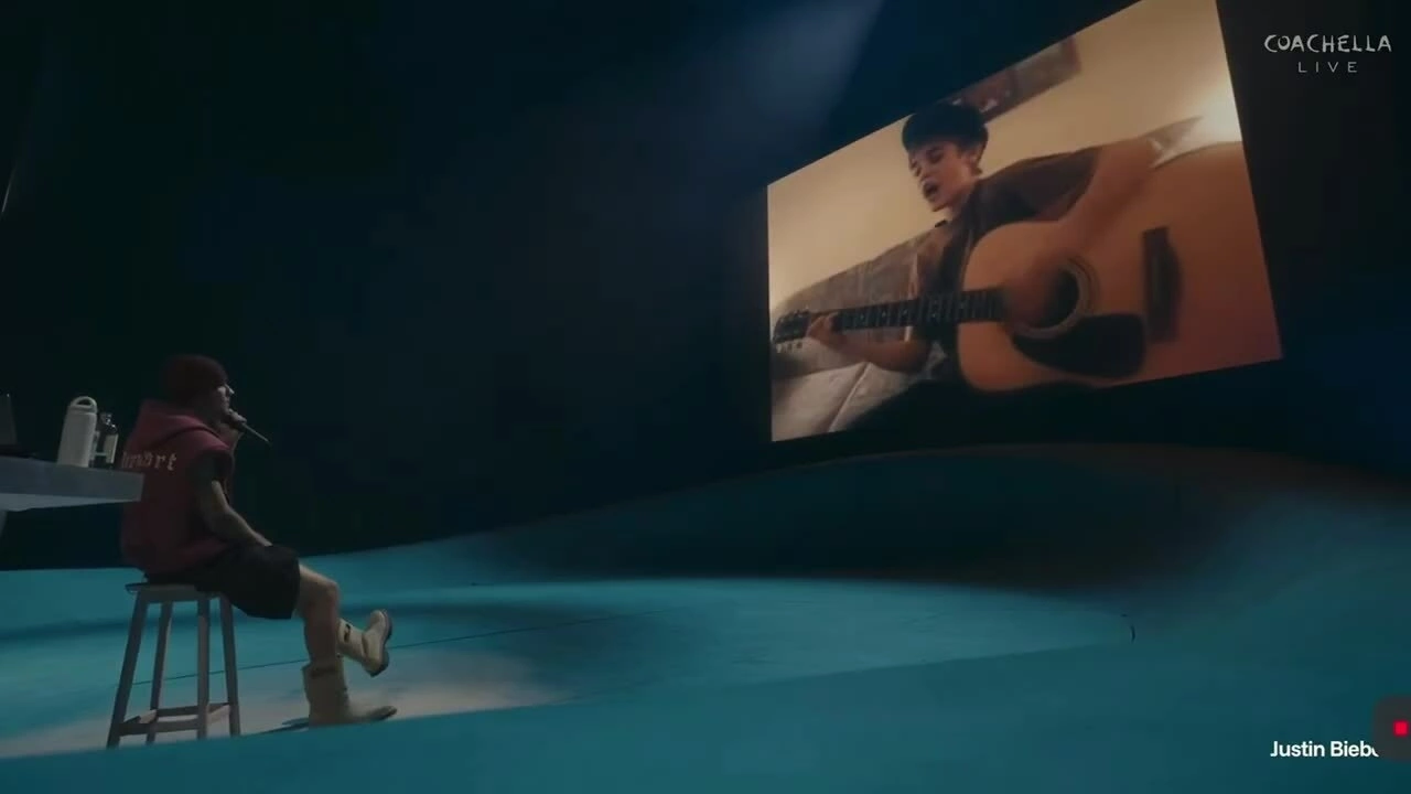 Justin Bieber hát Cry Me a River tại Coachella 2026
