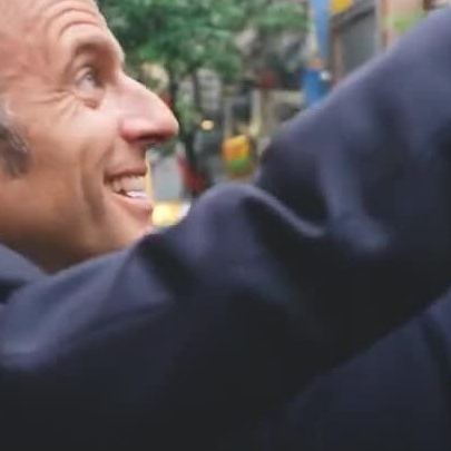 Tổng thống Pháp đăng video cảm ơn Việt Nam